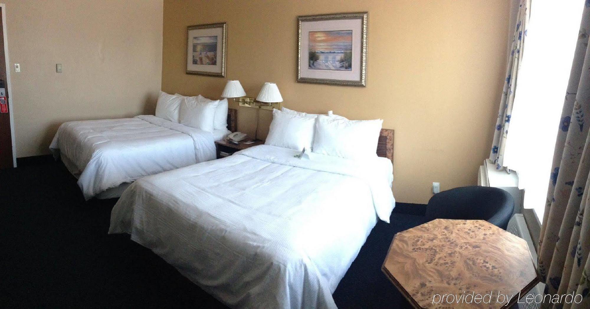 מונקטון V Hotel & Suites מראה חיצוני תמונה