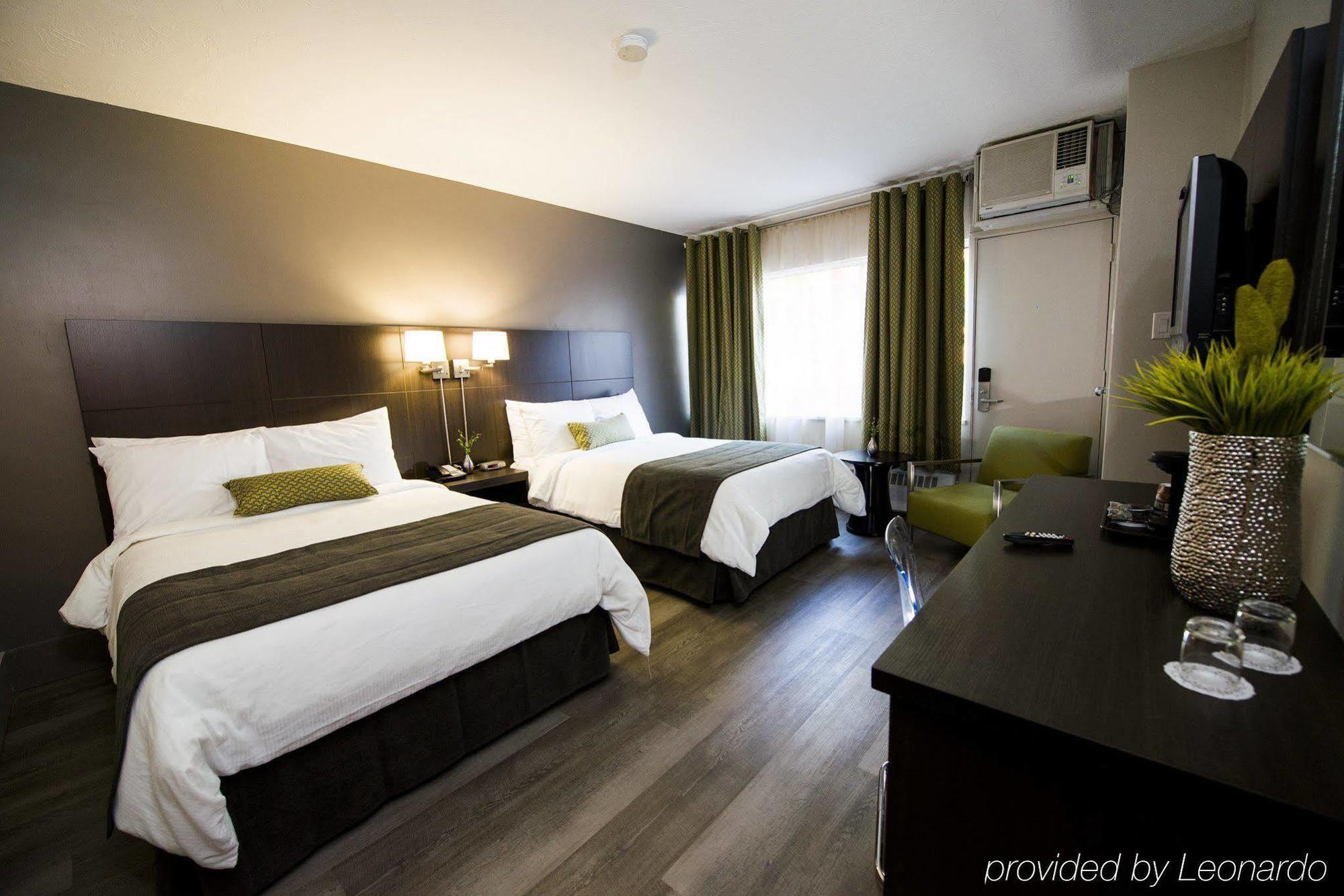 מונקטון V Hotel & Suites מראה חיצוני תמונה