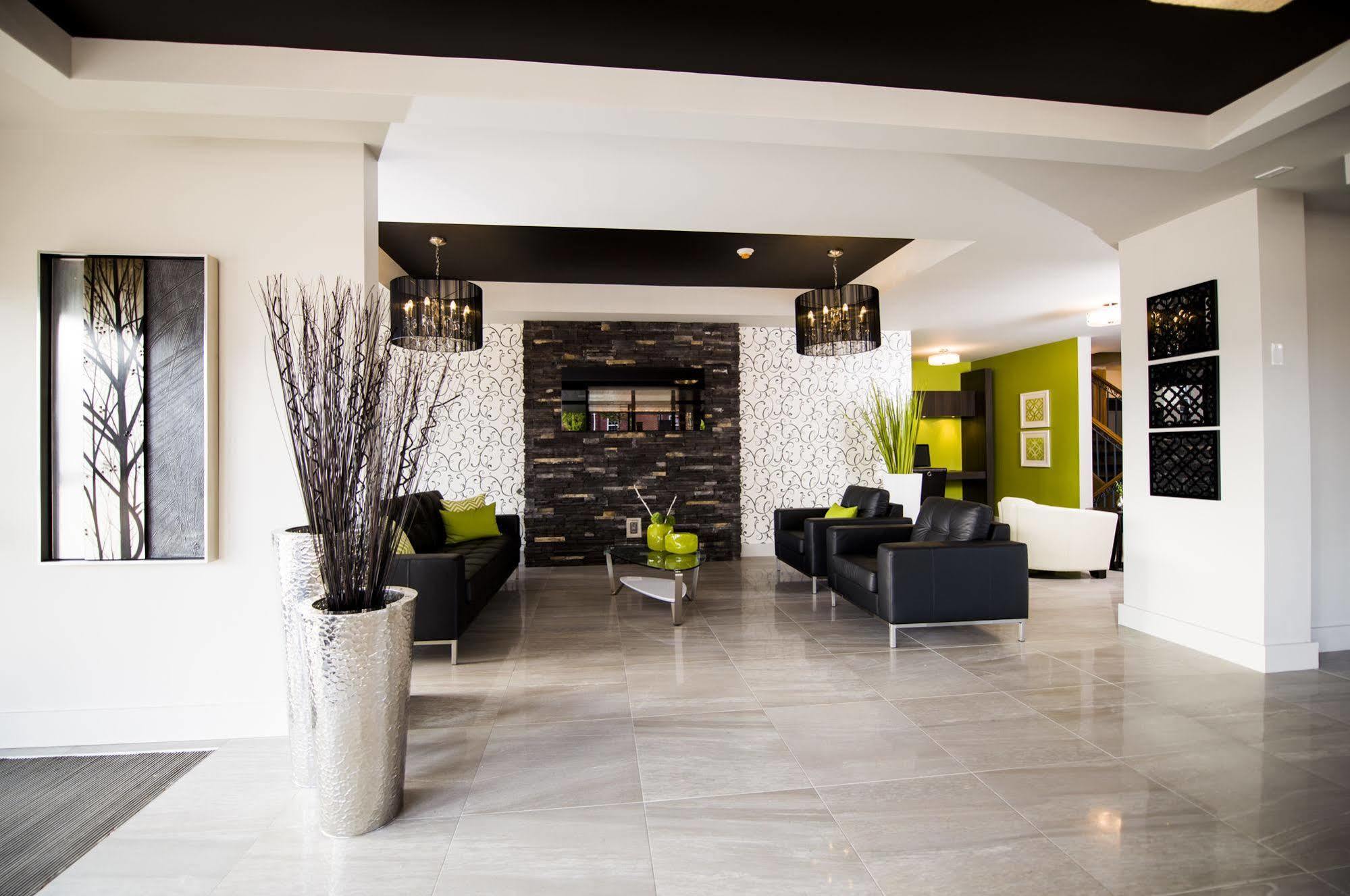 מונקטון V Hotel & Suites מראה חיצוני תמונה