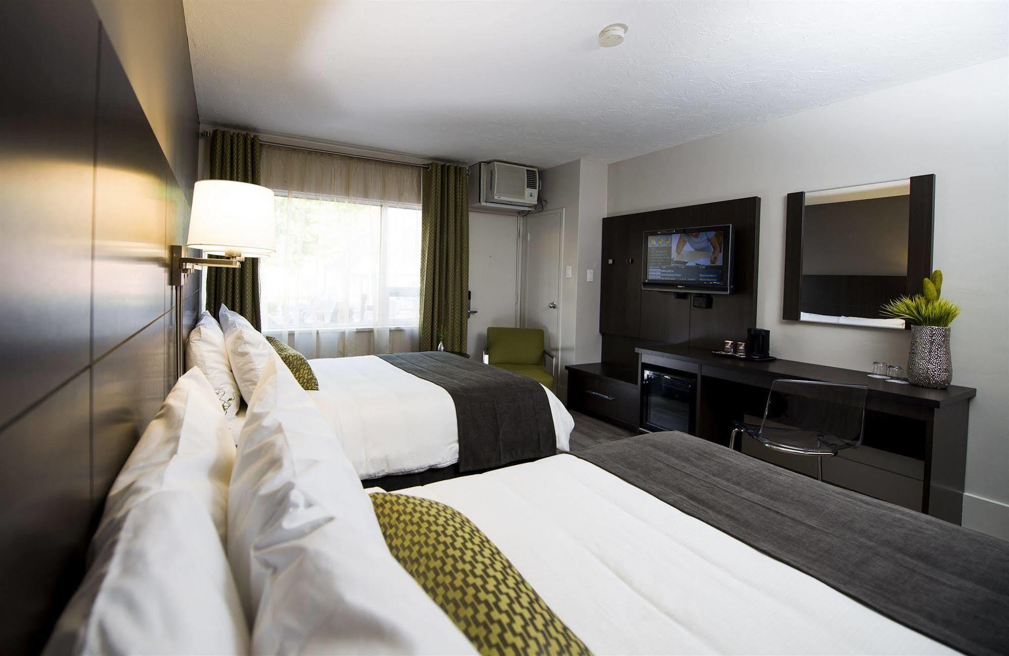 מונקטון V Hotel & Suites מראה חיצוני תמונה